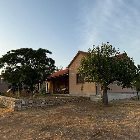Relax And Unwind: Family-Friendly House Near Zadar In Zagrad Villa Buitenkant foto